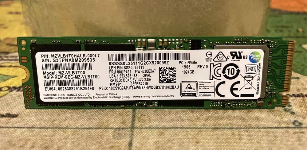 Samsung SSD MZ-VLB1T00 OEM.jpg