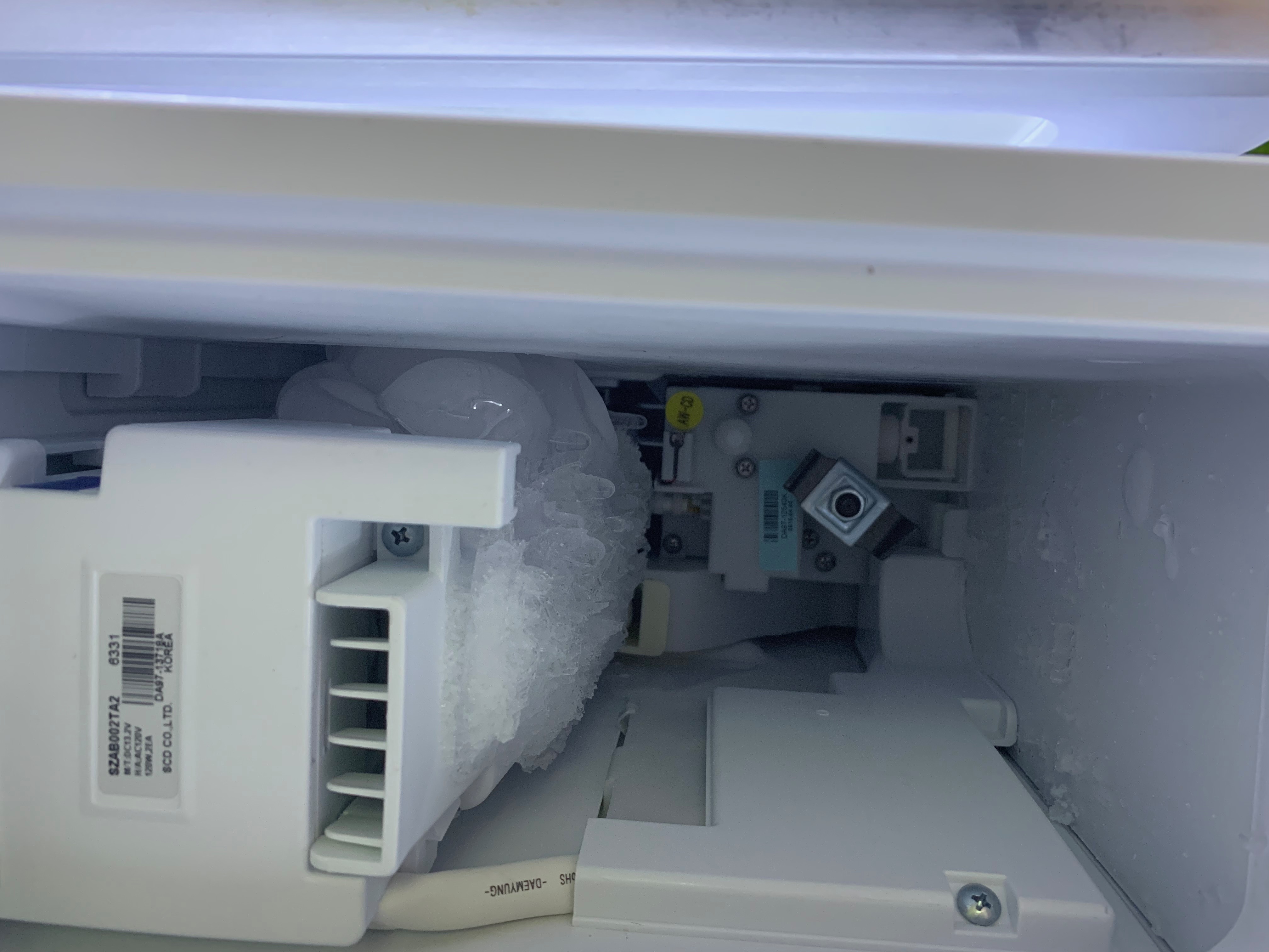 Samsung Refrigerator Ice Maker Freezing Up