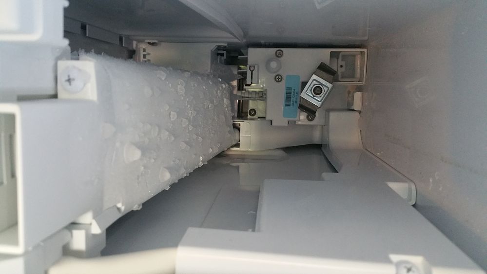 Solved Water Leak from Ice Maker Samsung Community 145341